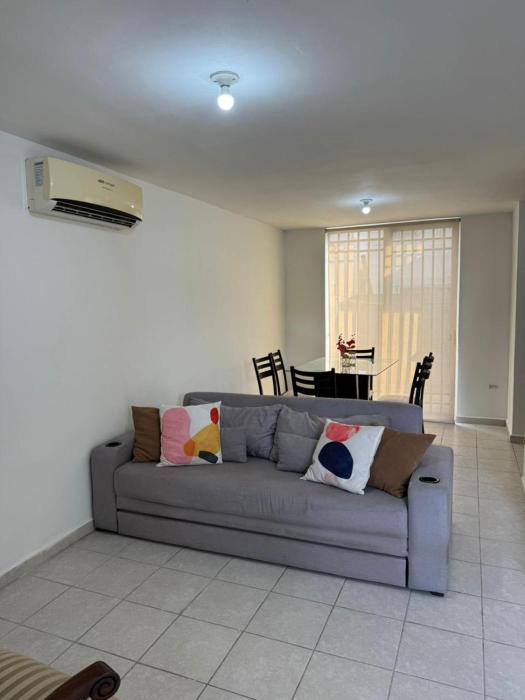 Casa Privada 7 Camas, Factura, Aeropuerto