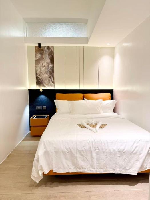 Venice Luxe Stylish, 1 BedRoom, Pool, Netflix, Kitchen, Canal Mall Access