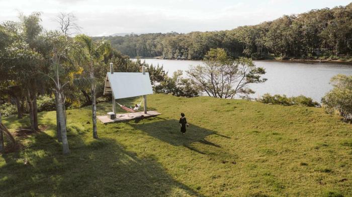 Picturesque Barn located on the Shoalhaven River
