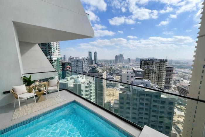 Platinum 1BR W Private Pool Binghatti Royale