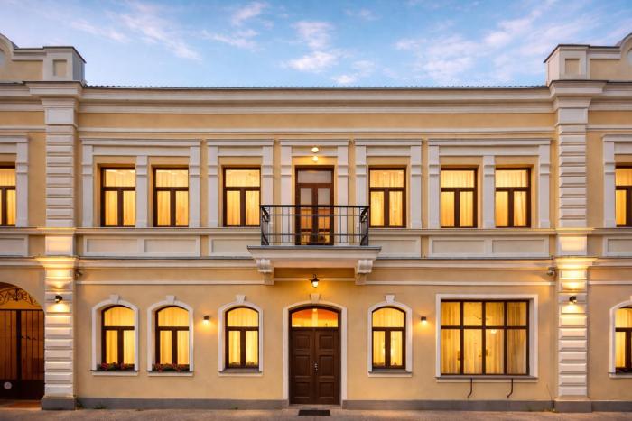 Roze Republikas Apartments