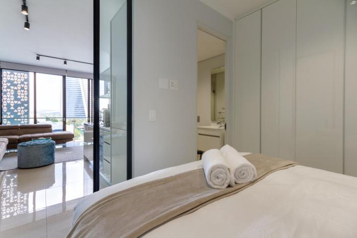 #AlimamaSpaces The Phums Ellipse