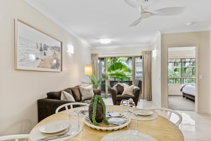 Lux Resort Cairns I 9 Pools, Gym & BBQ I free Parking