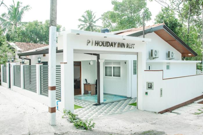 PI Holiday Inn - Private Pool Villa