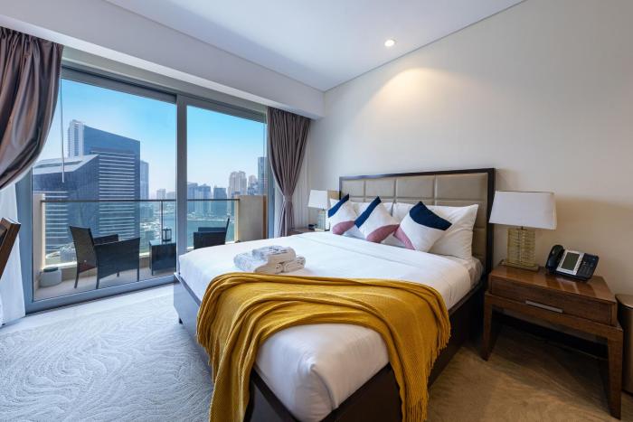 Marina View Studio with Balcony