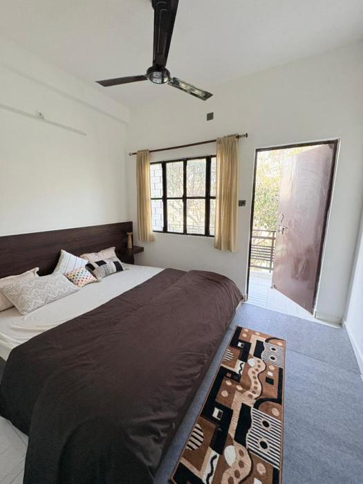 1BHK Ganga facing with private ghat