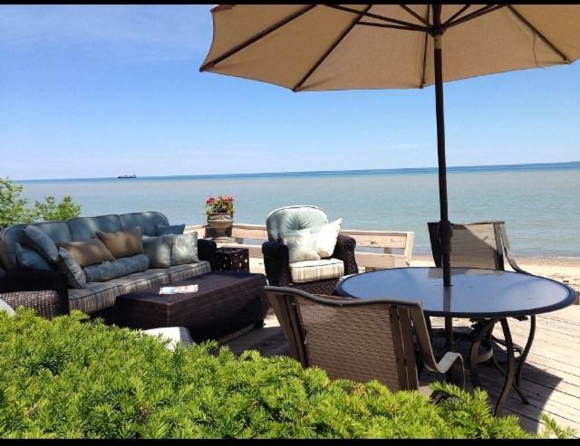 Guest loft on the lake