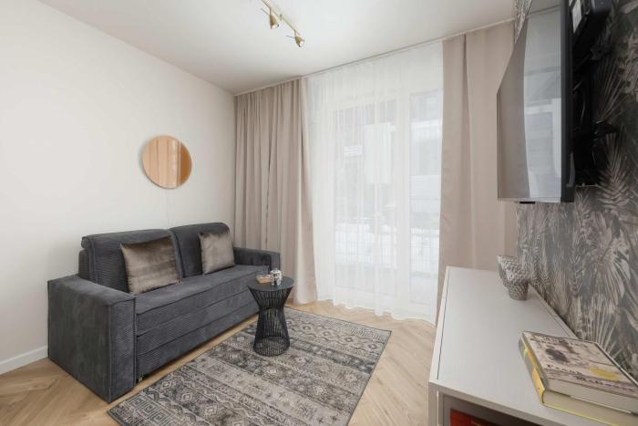 Unique Studio for 4 Guests with Underground Parking by Noclegi Renters