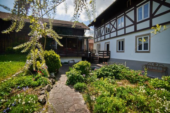 Luis Bader Haus - Fewo mit Garten und Berg-, Seenähe