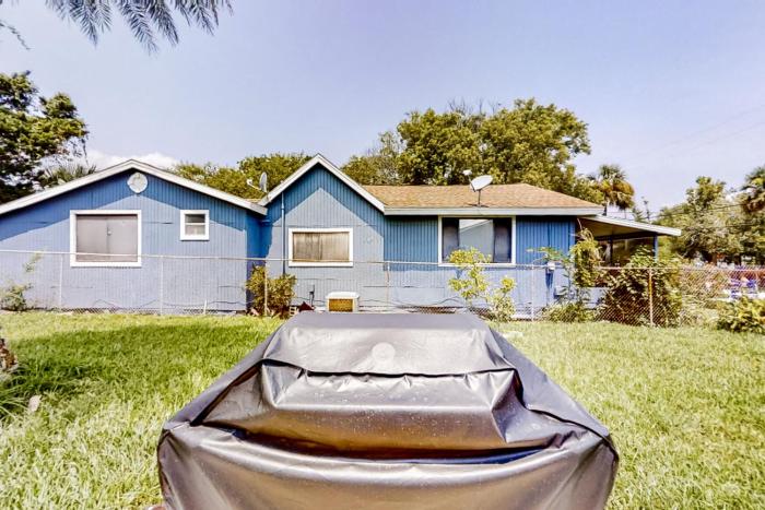 Jacksonvilles Delight | House in Jacksonville with pool on St Johns River
