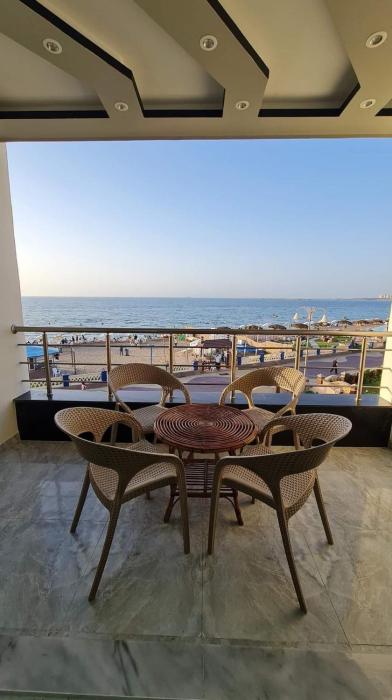 شقه عالبحر اسكندريه