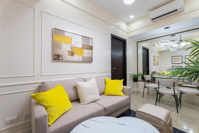 Modern Condo at Park McKinley West with Wi-Fi and Washer