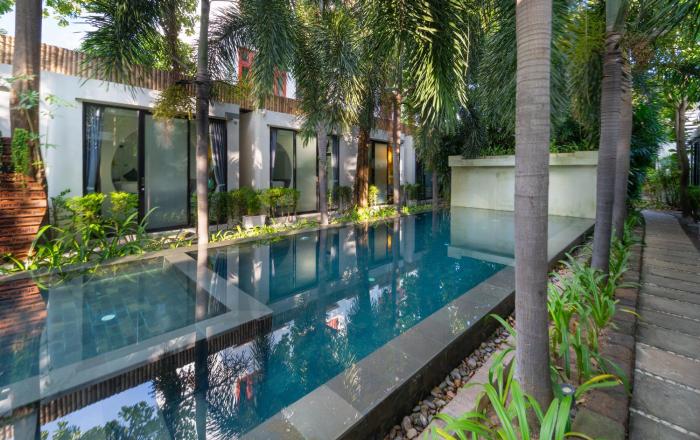 The Family Connecting Room by Tunnel