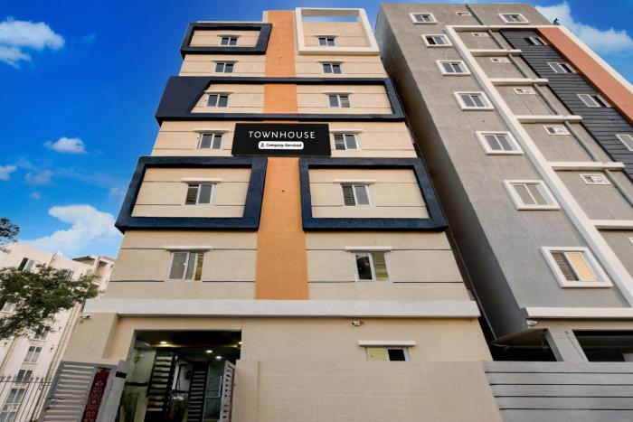 Super Townhouse Financial District Circle Hyderabad