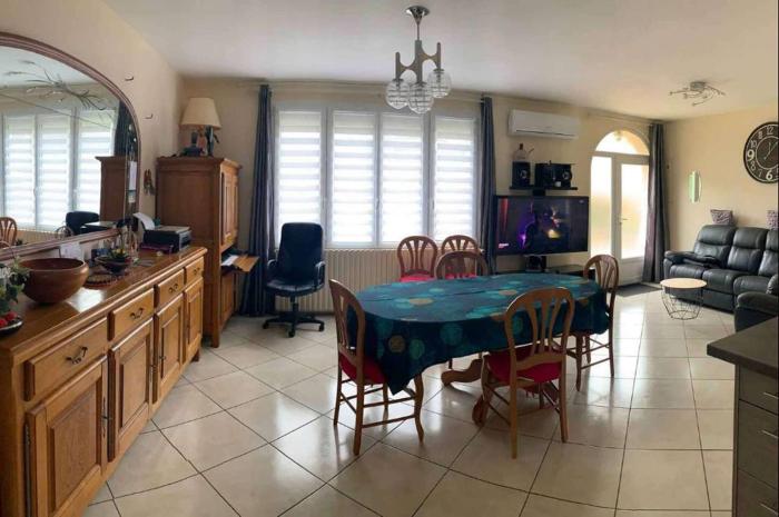 La maison du circuit des 24H du Mans