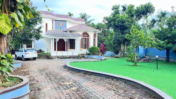 Royal Rivera Holiday Home