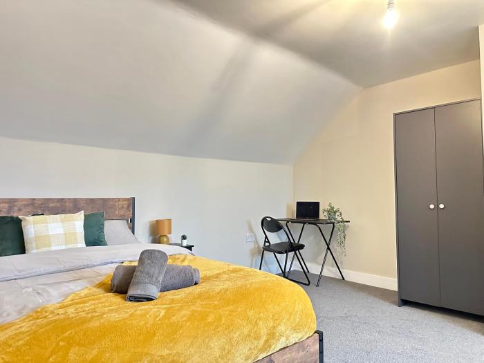 B6 Serviced Ensuite Room for Contractors & Professionals