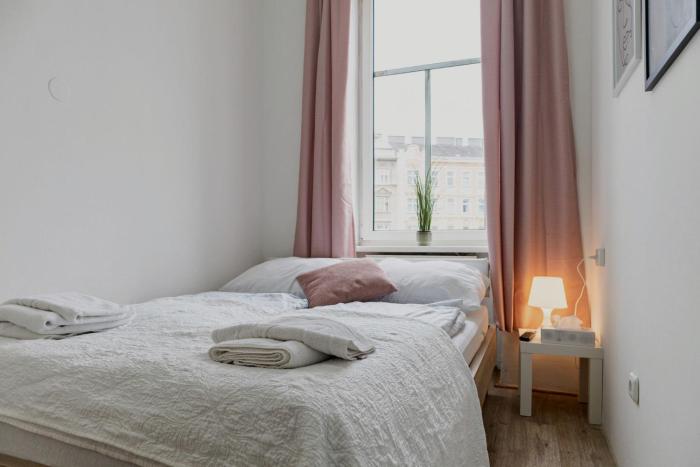 Luxury 6-Bedroom Apartment near Millennium City