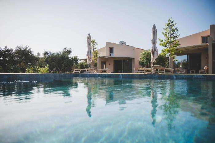 Helichrysum Lofts Family House