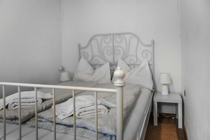 Cozy 2BR Apt near Danube & Millennium Tower