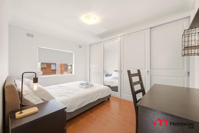 MetaWise BnB 2BR Hillsdale Family Stay Sleeps 6