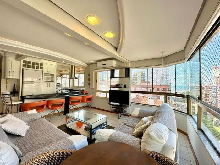 Apartamento 03 dormitórios com vista mar avenida Poti