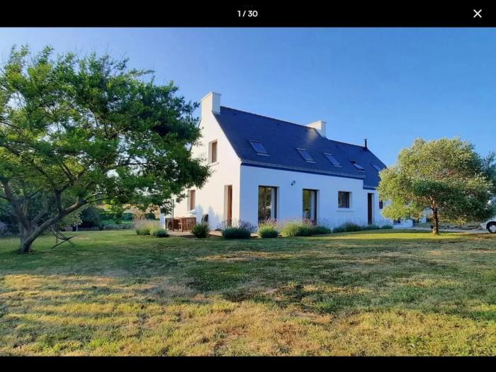 Maison ile de Groix la plage à pied, 3 chambres, 6 couchages et 2 BB