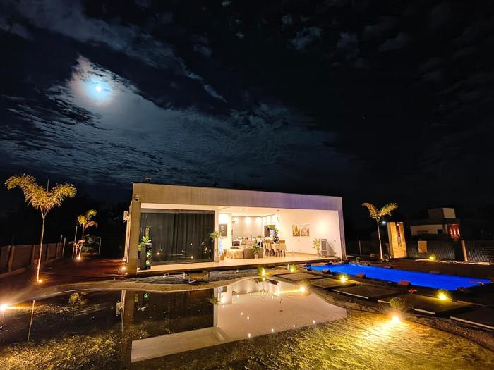 Casa comandada por voz - Condomínio