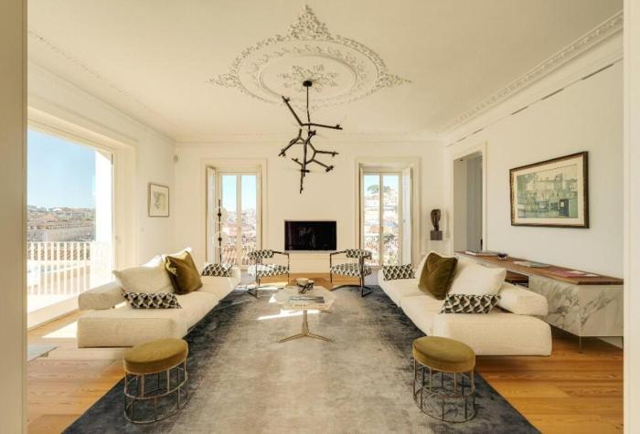 Apartment in Largo de São Rafael