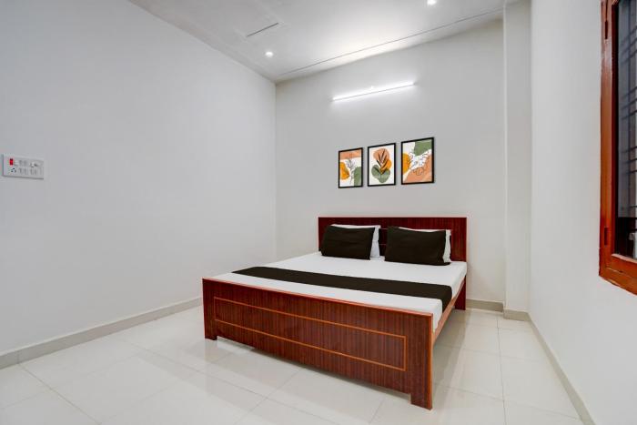 Hotel O Bhavya Inn