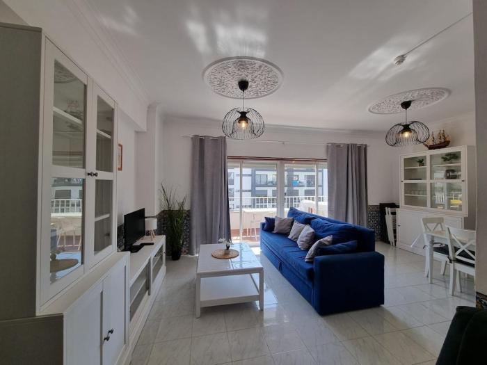 Bel appartement spacieux, PRAIA DA ROCHA, 200 m de la plage