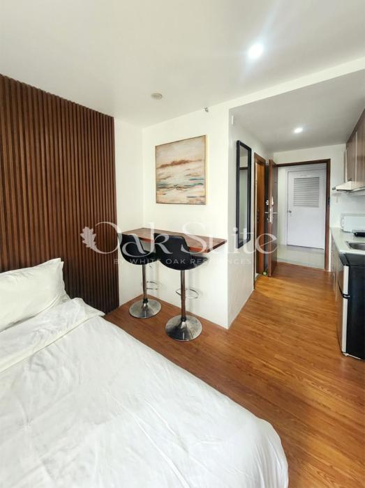 Oak Suite