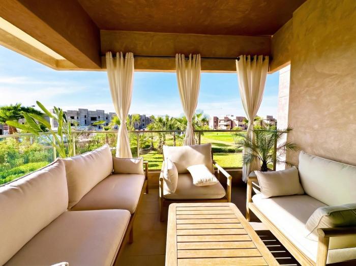Prestigia Saphir Luxury 3 Bedrooms, Pool & Golf View, near Airport
