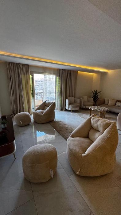 شقه بالمهندسين ميدان اسوان