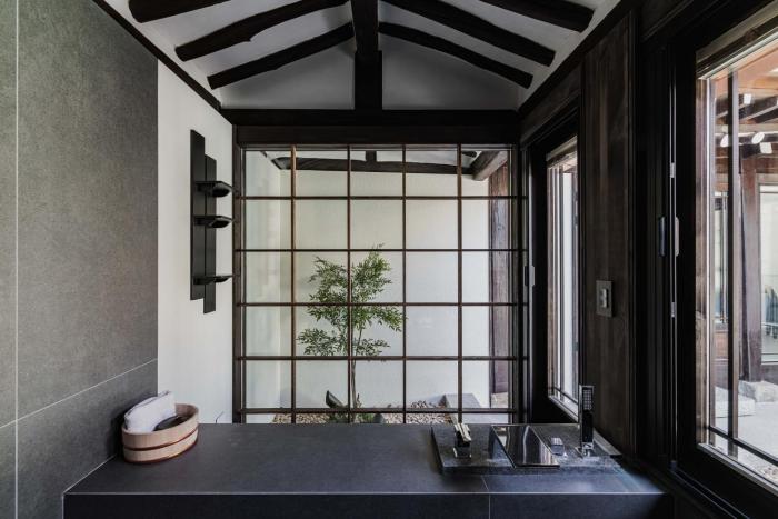 Luxury Hanok Mueok