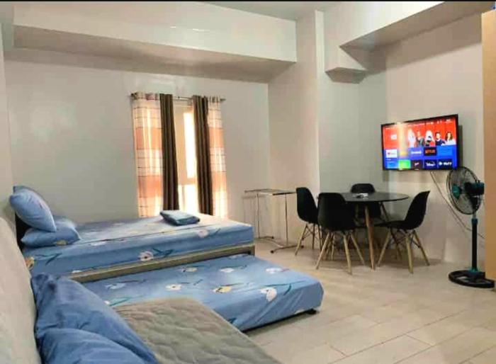 Eighty One Newport Blvd Condo near NAIA3 -2E