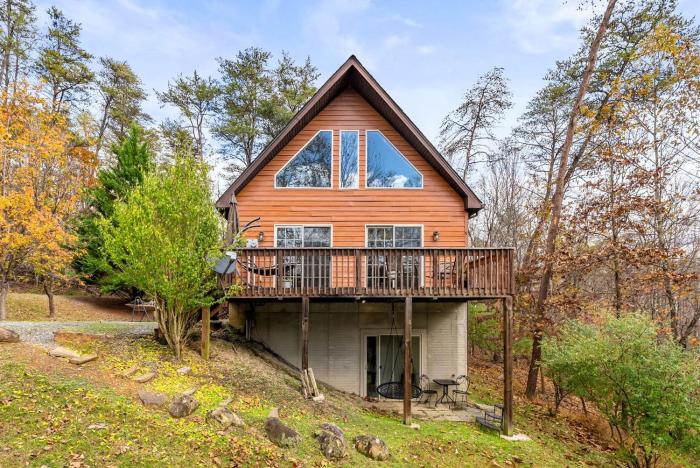 Spacious Woodland Cabin with Fire Pit & Creek Near Berkeley Springs, West Virginia