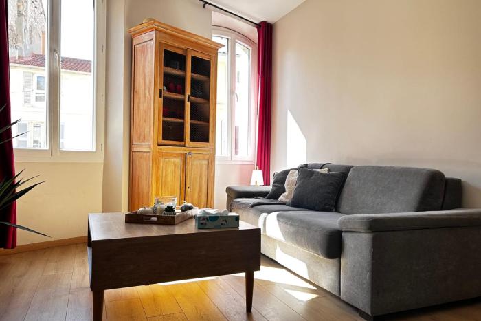 1-bedroom apt 5 minutes from the Congress Center