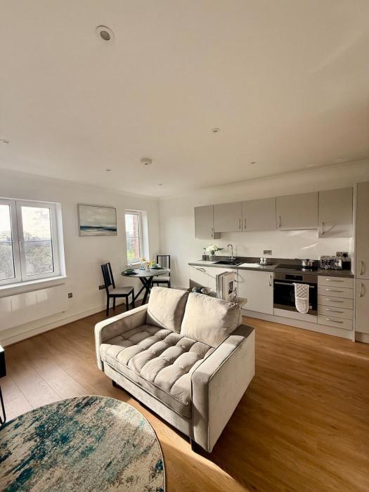 Brand New Fully Equipped Flat in Greater London