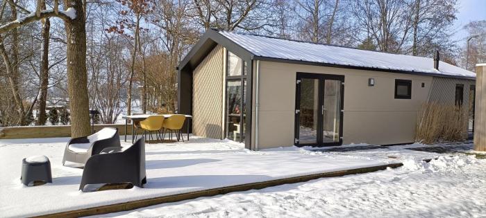 Luxe lodge met vrij uitzicht over landerijen - Rust & Natuur