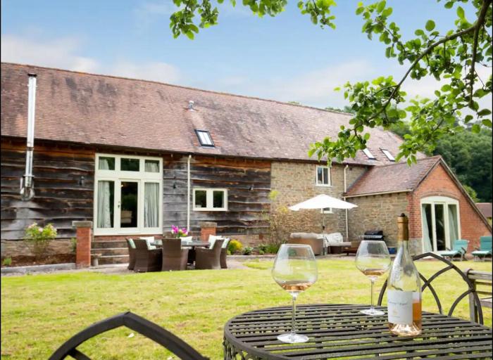 5 bedroom Barn, Ludlow