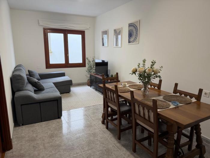 Apartamento en 1ª línea de Playa Silgar con vistas al mar y parking privado