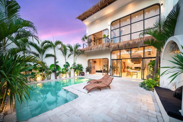 Villa Mirror 2 - Central Canggu, Echo Bech