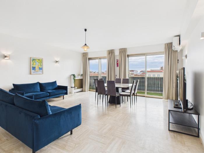 Central -300m Palais- Seaview-AC-WIFI-spacieux