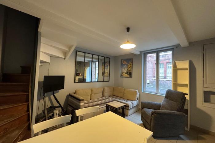 Peaceful stay in Trouville close to the beach