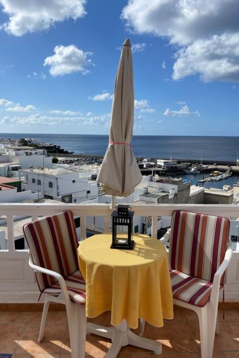 Apartment Wohnung im Herzen von Puerto del Carmen by Interhome