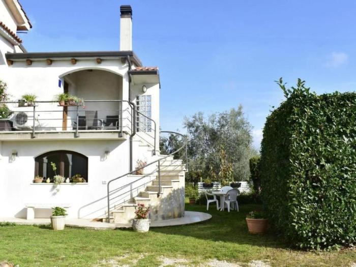 Apartment LOREDANA KAT by Interhome