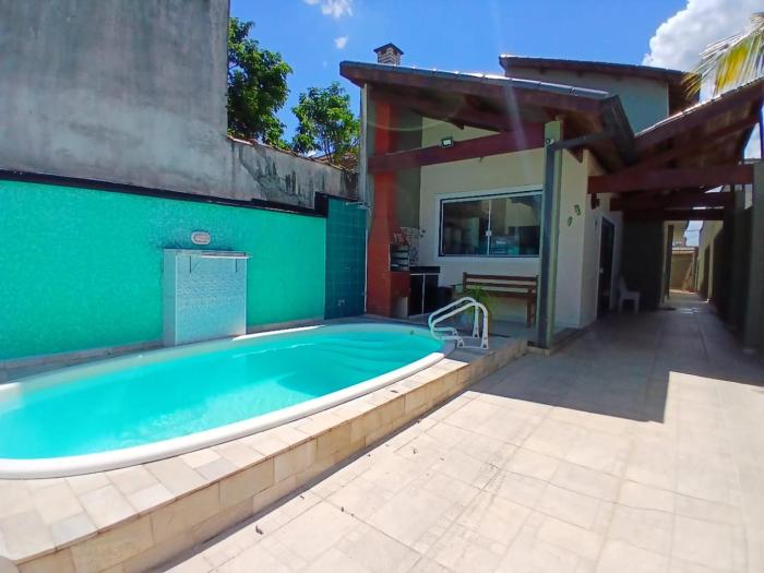 Casa Térrea 2 km do Centro e praia de Peruíbe