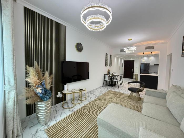 Luxury 1BDR in the heart of Marina Walk to Metro & Promenade #11