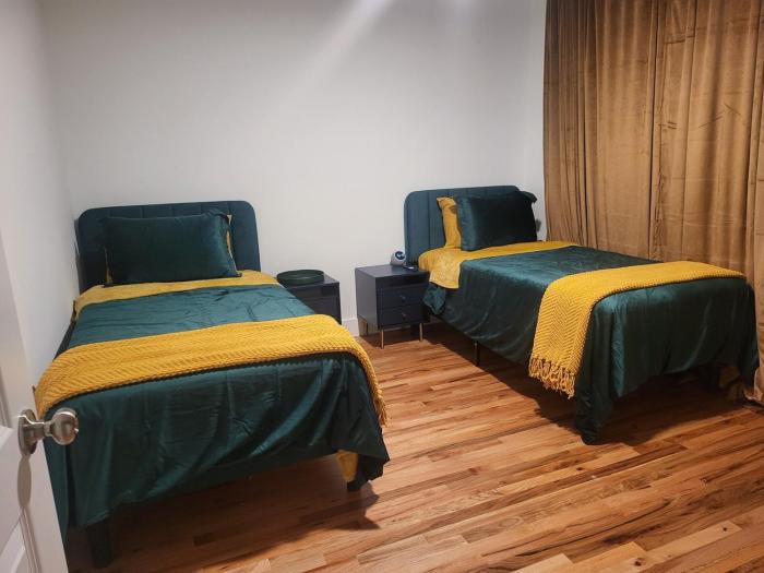 Pet-Friendly Townhouse with Free Parking in TN